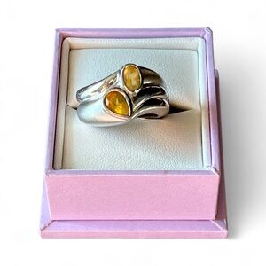 Elegant Citrine and Silver Gemstone Ring